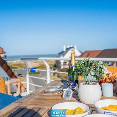 Sandsedge - With Amazing Rooftop Terrace Apartment
